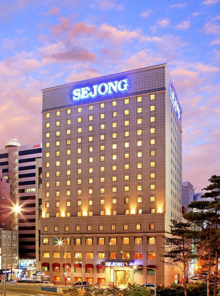 Hotel Sejong Myeongdong 4*