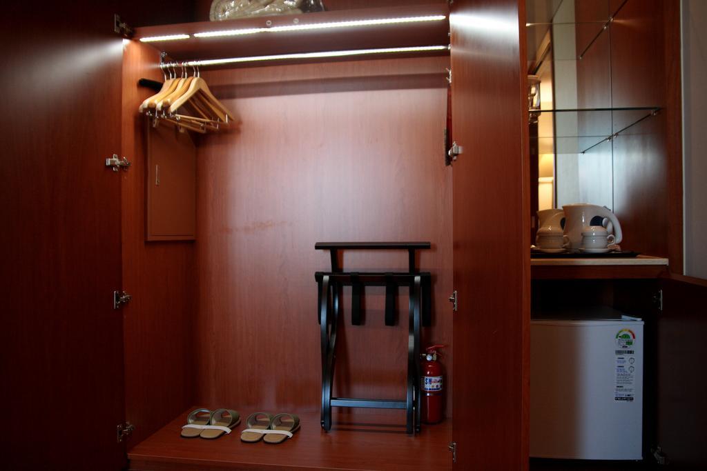 Hotel Sejong Myeongdong 4*