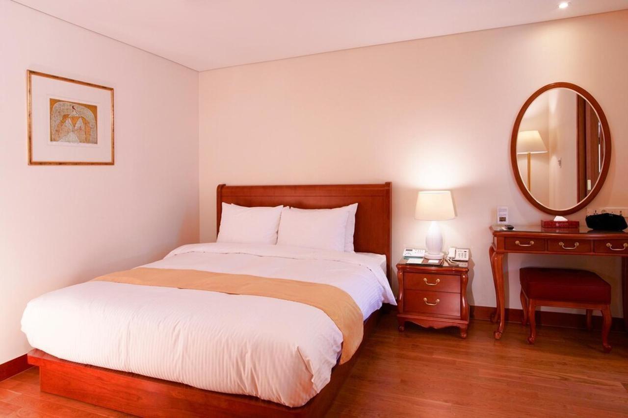 Sejong Myeongdong Hotel Seoul