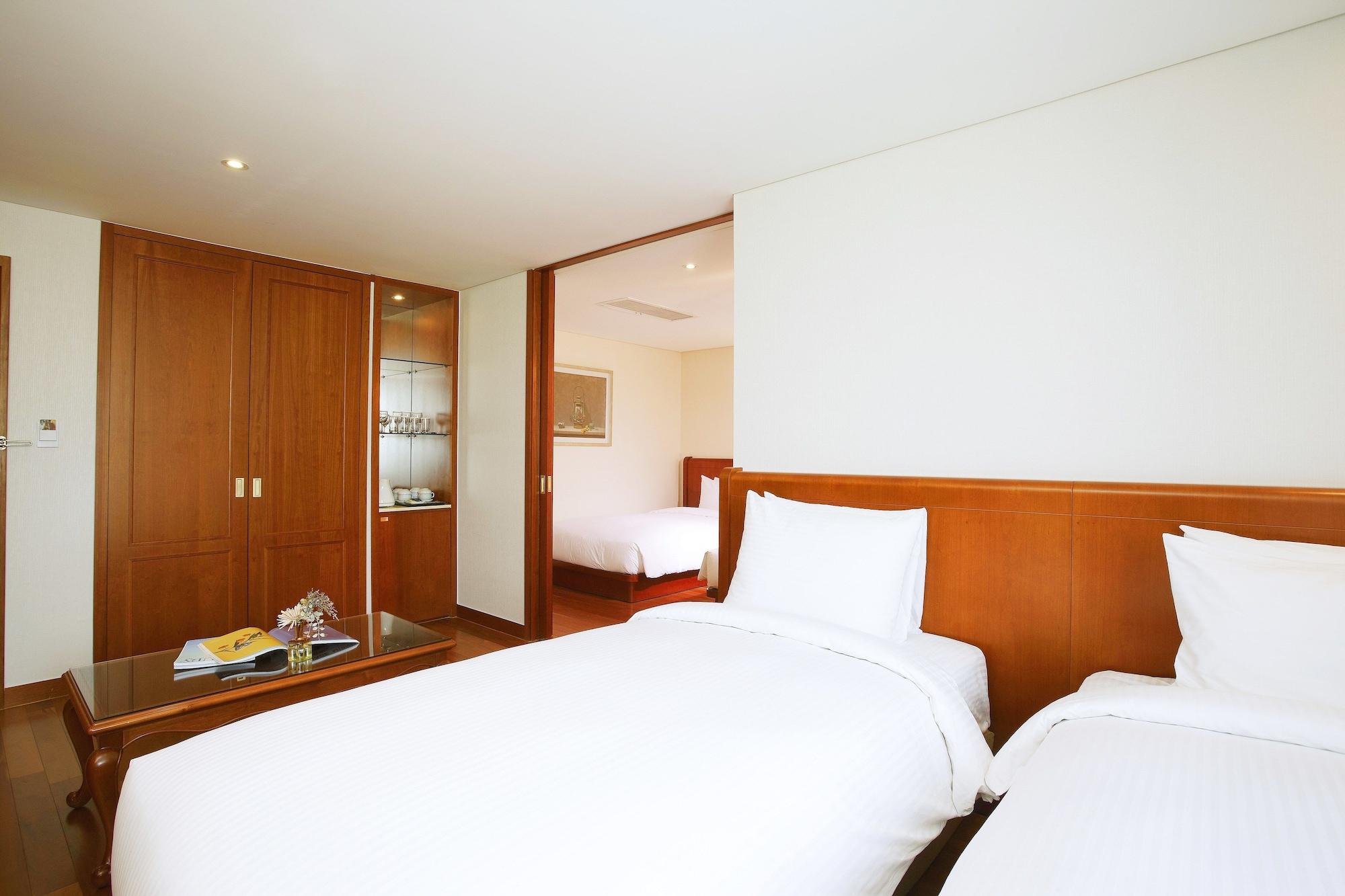 Hotel Sejong Myeongdong