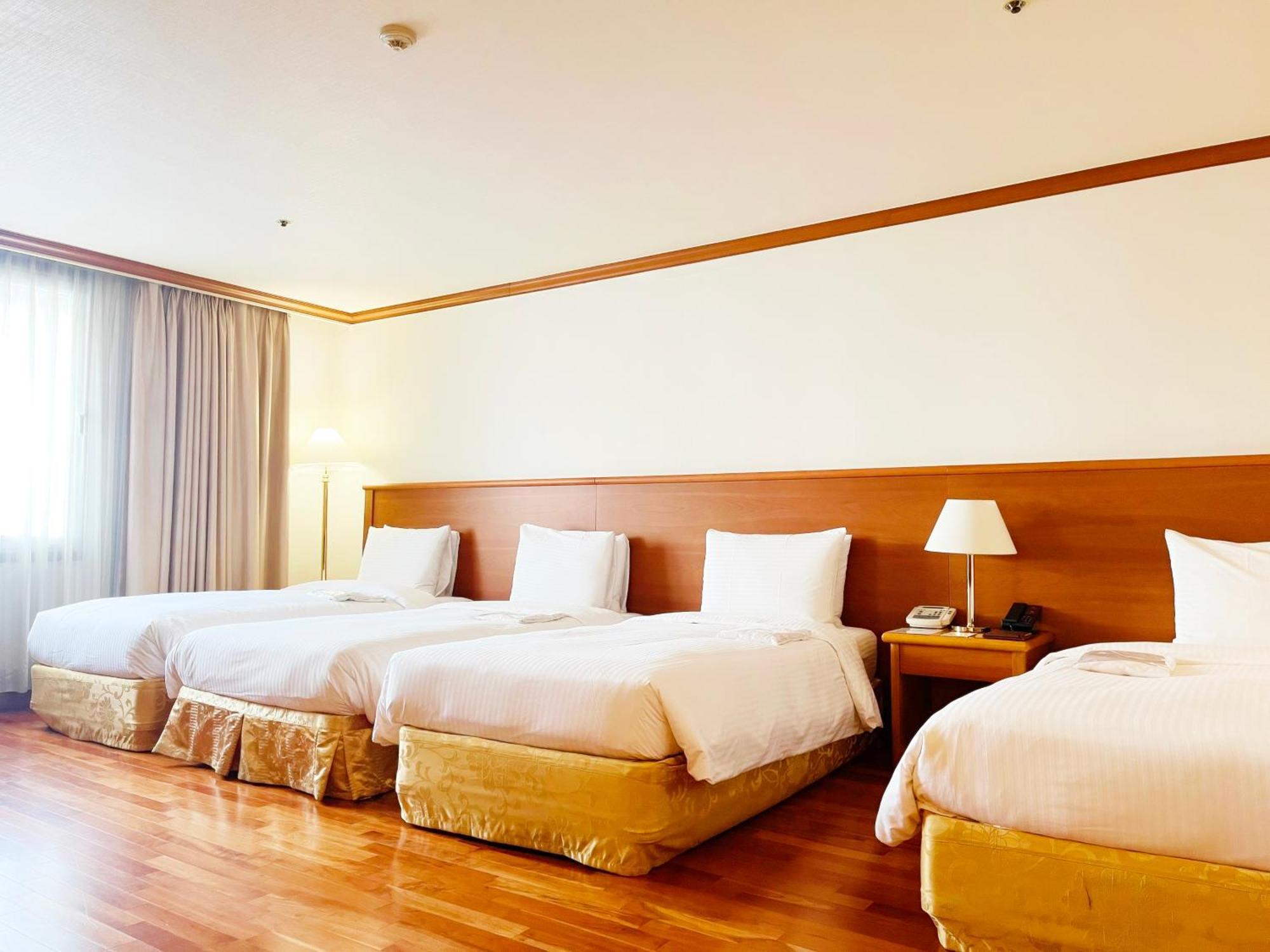 Hotel Sejong Myeongdong 4*
